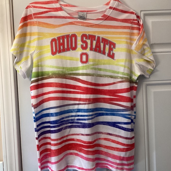 Women’s The Ohio State University Buckeyes Football Short Sleeve Tee Shirt 2XL - Picture 1 of 5